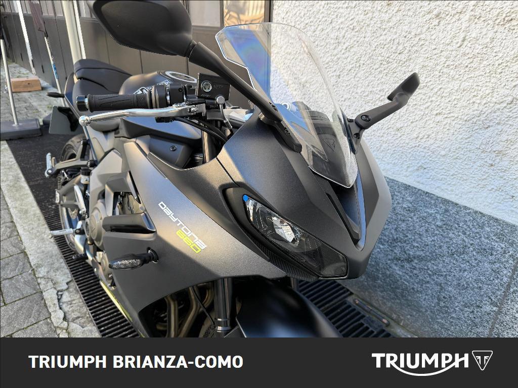 TRIUMPH Daytona 660 Abs
