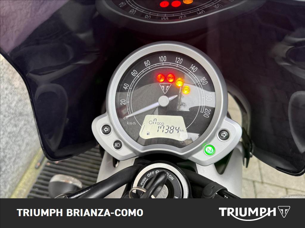 TRIUMPH Street Twin 900 