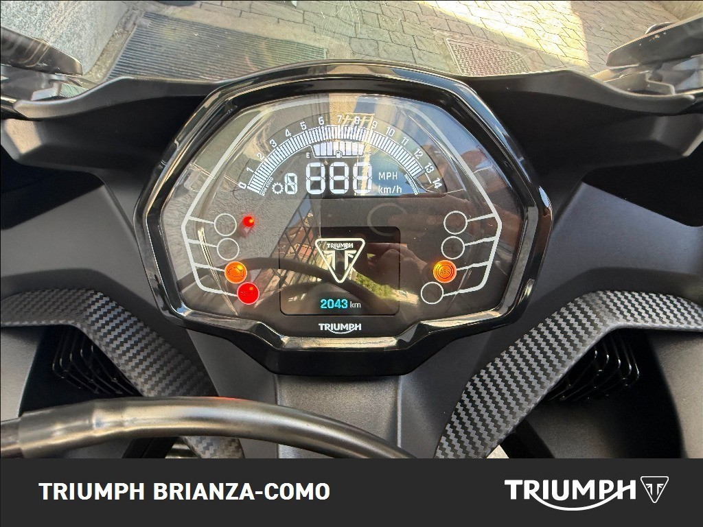 TRIUMPH Daytona 660 Abs