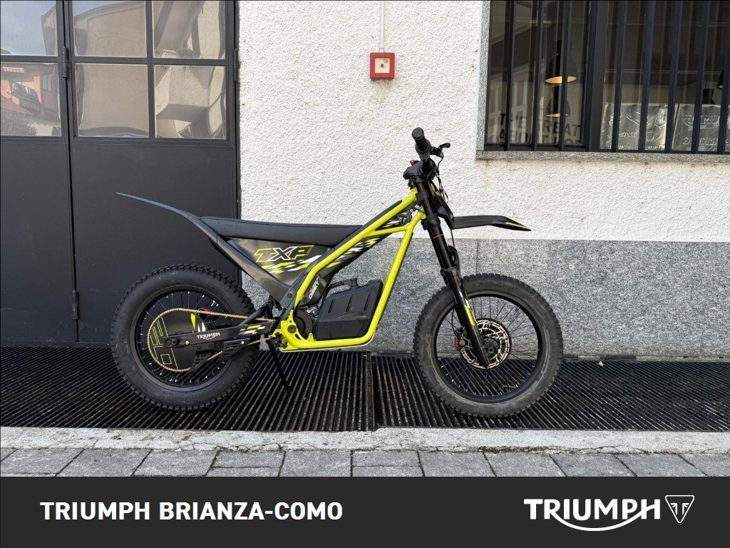 TRIUMPH TXP 16 